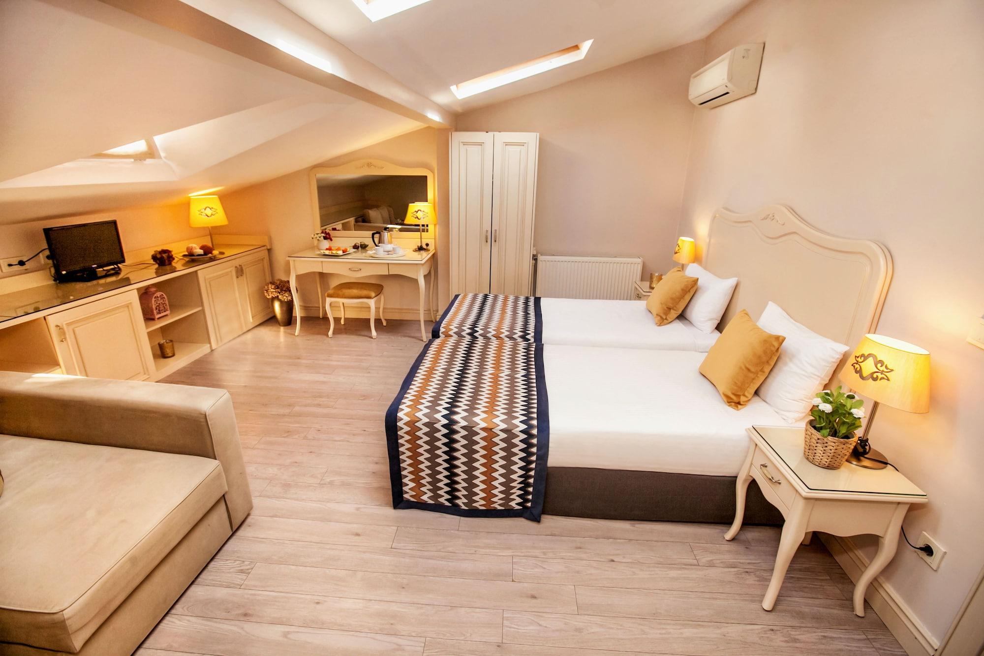 Otel Raymond Old İstanbul